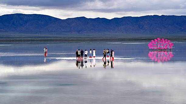 Qinghai Province, Haixi Mongolian and Tibetan Autonomous Prefecture, Wulan County, Chaka Town,\nThe Chaka Salt Lake covers an area of approximately 105 square kilometers, with a scenic area of 30 square kilometers. \