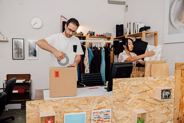 istock Startup Team OrgaCreative Team Handling Logisticsanizing Inventory 2232208736