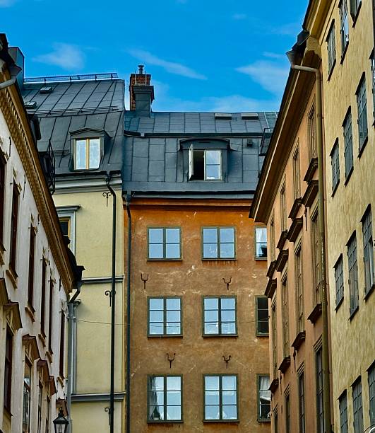 Gamla Stan, or The Old Town dates from the 13th century. The island with cobblestones and colorful 16th century buildings or on the island of Stadsholmen. The large square in the center is surrounded by merchants’ houses, Stockholm Stock Exchange,Nobel Museum, and Stockholm Cathedral.