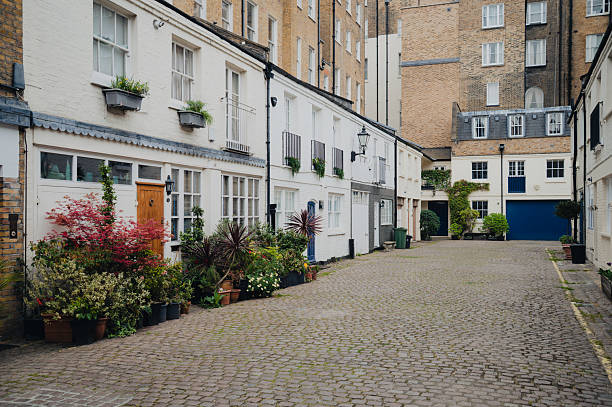 istock London streets, UK. 2232589054