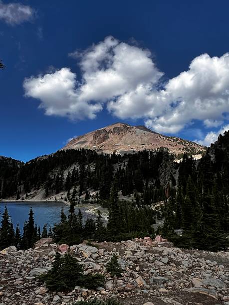 istock Mount Lassen with Lake Helen in the foreground 2232705099