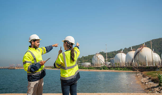 istock Team Mechanical engineer working and inspection gas pipeline system. 2232839100