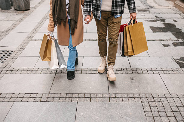 istock Couple In Shopping 2232963450