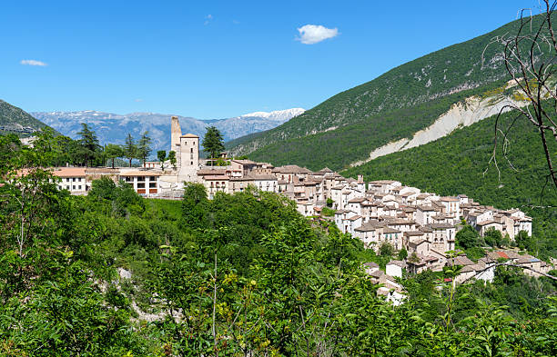 istock Anversa degli Abruzzi skyline, Abruzzo Italy 2233039517