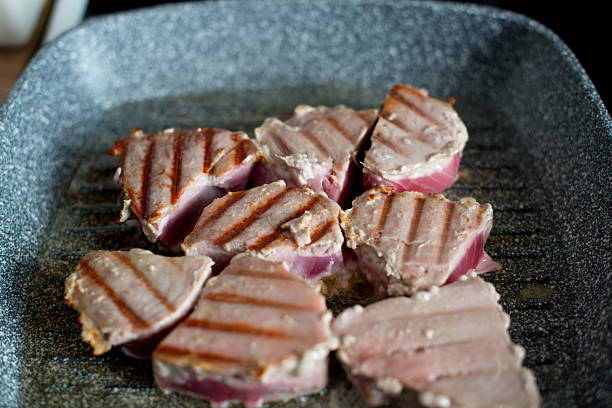 Tuna ceviche preparation