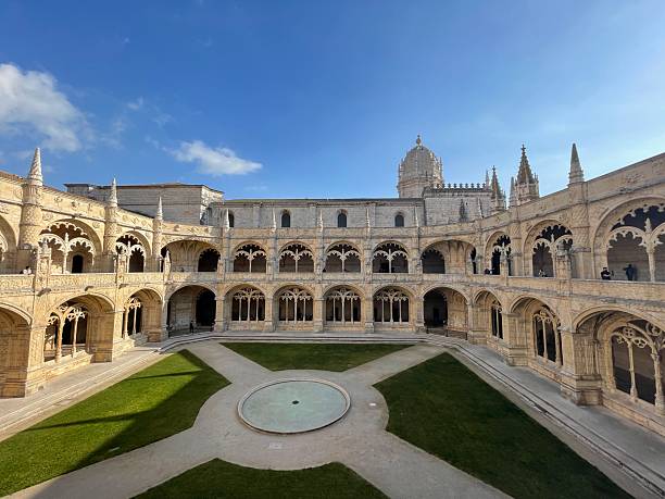 istock Jeronimos Monastery Cloister, Lisbon: A Grand Manueline Architectural Marvel 2233204961