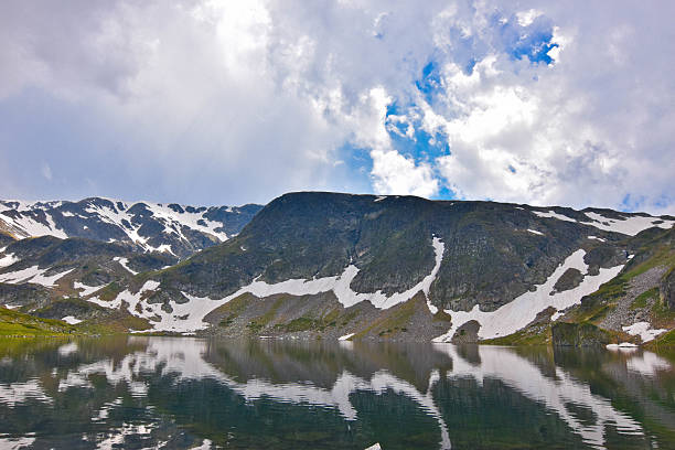 istock Beauty of the nature 2233228005