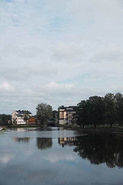 istock A lake in the city 2233239216