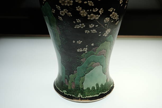 Handicraft ceramics, plates, patterns, Turkish motifs, floral designs
