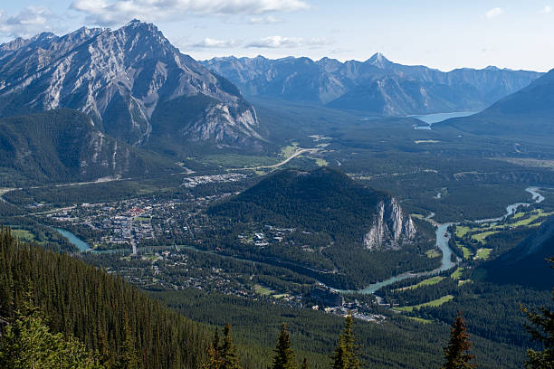 istock Majestic mountain range displays stunning wilderness in a clear blue sky setting 2233609527