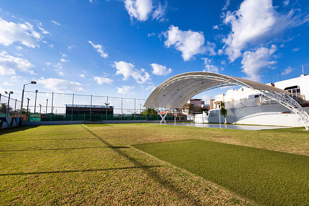 Professional hard tennis courts in perfect condition, protected by a dome.