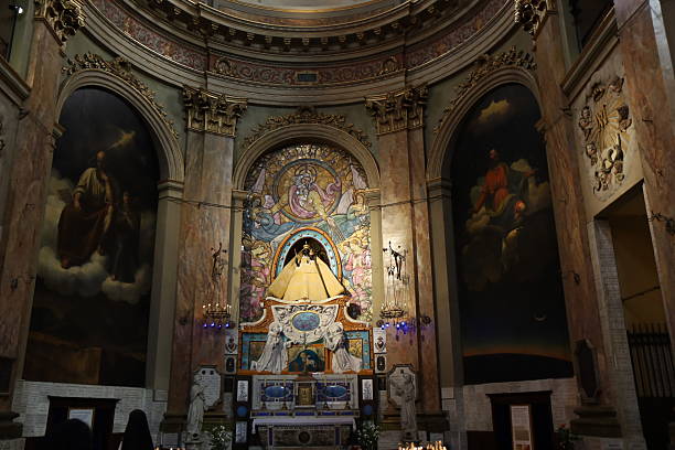 istock Toulouse - Daurade basilica 2233869561