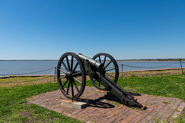 istock Fort Sumter Field Cannon 2233900886