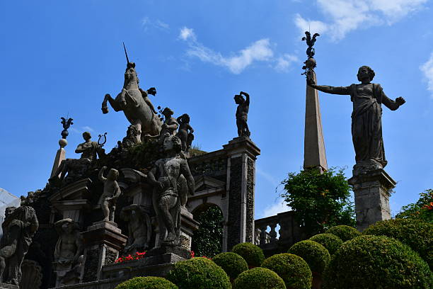 istock Statues of Isola Bella 2233916636