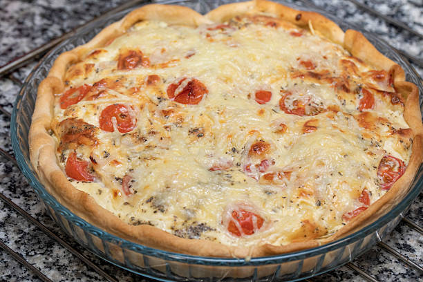 Quiche de Rúcula, Tomate e Minas Cremosa e Fácil - receita deliciosa profissional - passo 2