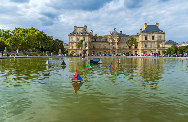 istock Jardin du Luxembourg, Paris 2234558305