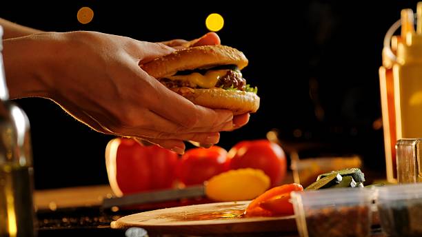 A Perfectly Grilled Cheeseburger Preparation Process in Detail
