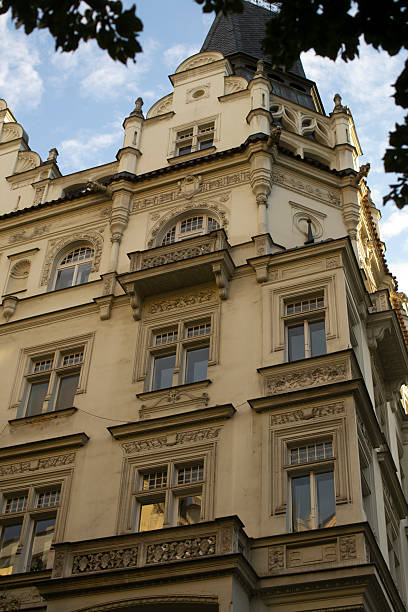istock A sizable and impressive building featuring a clock tower situated on top of it 2235124483