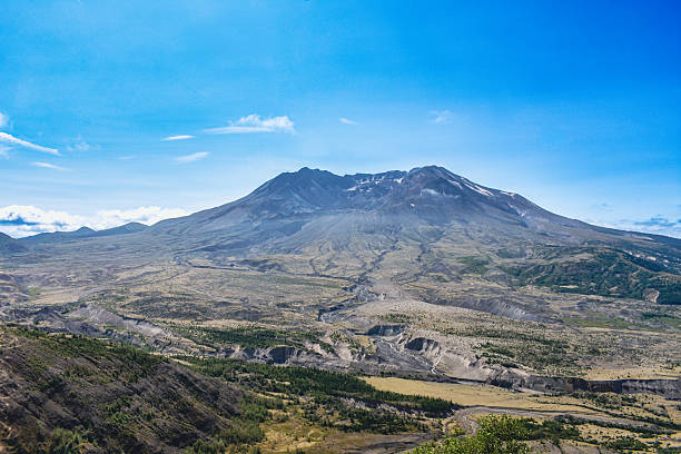 A panoramic view of Mount St. Helens in Washington, USA, showcasing the dramatic volcanic landscape, surrounding mountains, and scenic wilderness. This iconic volcano highlights the beauty of the Pacific Northwest, geological features, and outdoor adventure opportunities