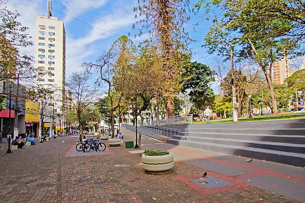 istock Londrina Pedestrian Street 2235241691