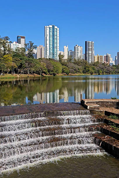 Located 385 kilometers from Curitiba, Londrina is the second largest city in the state of Paraná