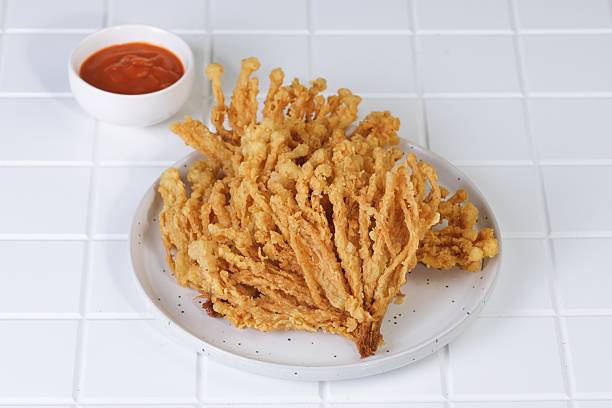 Asian Crispy Fried Enoki Mushroom with Sauce