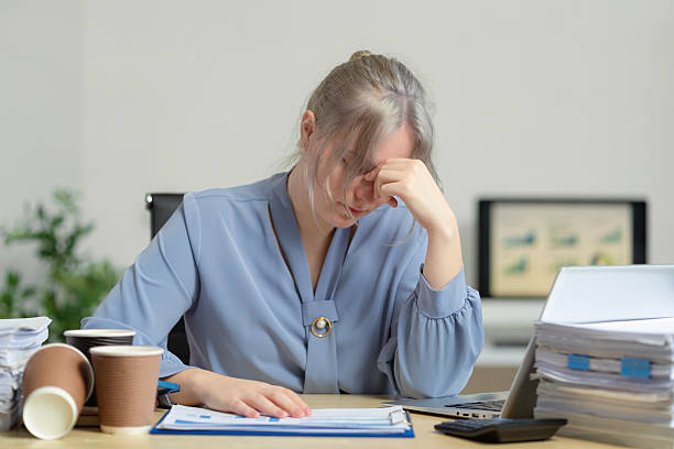 istock Business woman are under stress from working for poor work, failed work. 2235875347