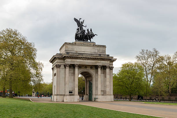 istock Wellington Arch in Hyde Park Corner 2236276837