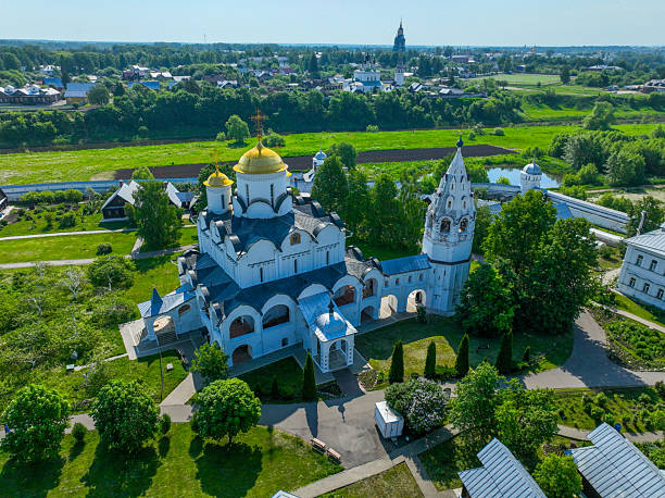 istock Suzdal Pokrovsky Monastery with golden dome 2236292853