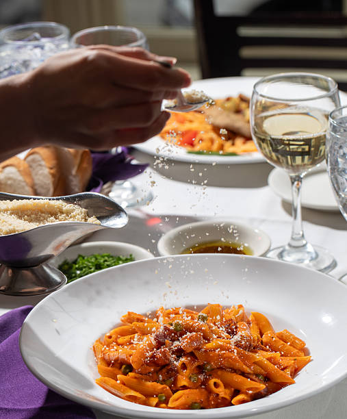 istock action shot WHOLE WHEAT PASTA 2236333443