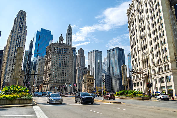 istock Downtown Chicago street and historic architecture 2237176185