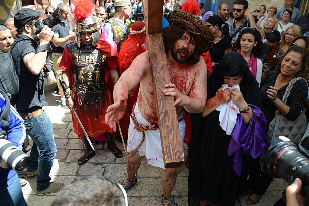 Paso de Cristo Crucificado en la Cruz. Procesión el Jueves Santo en la Semana Santa de Valladolid. Castilla y León, España, Europa. April 14, 2022.