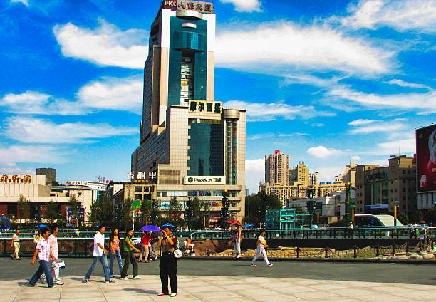 A tall modern building in Chengdu, China