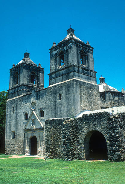 istock San Antonio Missions NHS - San Jose Mission Front Angle View - 1984 2237729003