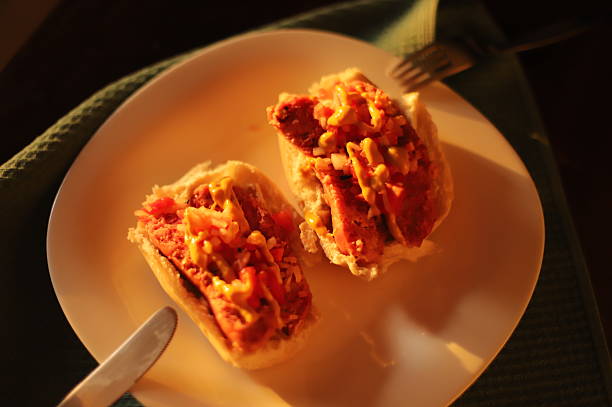 bread with sausage, vinaigrette and mustard