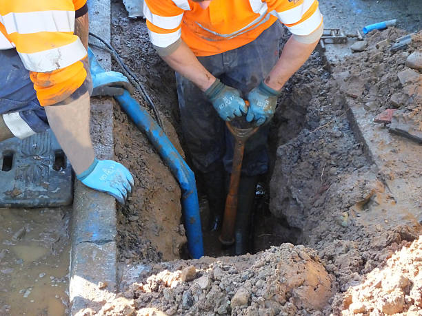 istock Mains Water Pipe Leakage Repair 2237882967