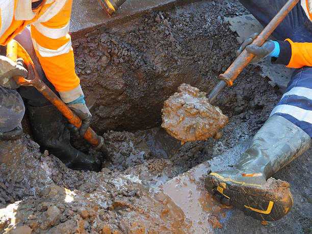 istock Mains Water Pipe Leakage Repair 2237882981