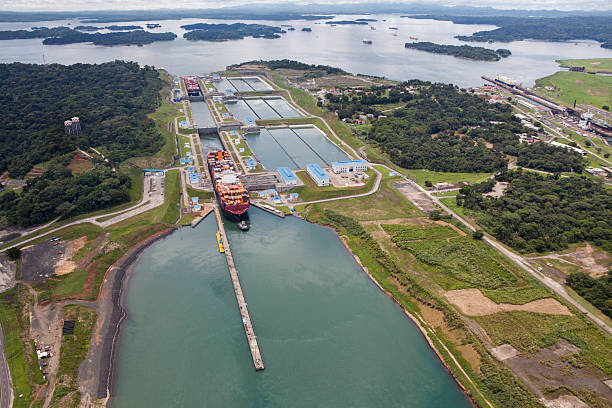 istock Two Neo-Panamax container ships crossing the third set of locks 2238017028