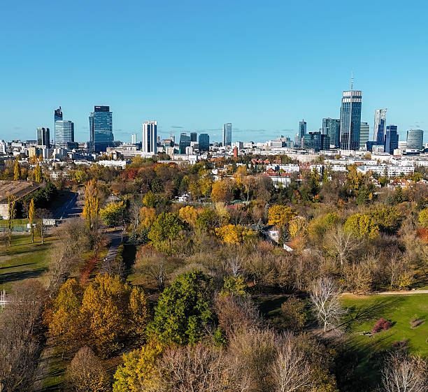 istock Autumn in Warsaw 2238110095