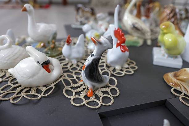 Shallow depth of field (selective focus) details with Romanian communist era ceramic trinkets (bibelouri)