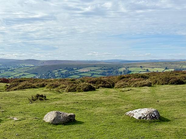 istock Autumn on Dartmoor 2238574719