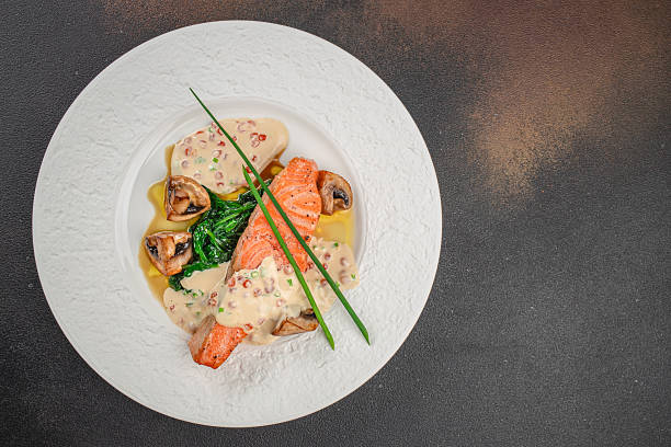 Conchiglione com Salmão Cremoso: Jantar Inesquecível - receita deliciosa profissional - passo 3