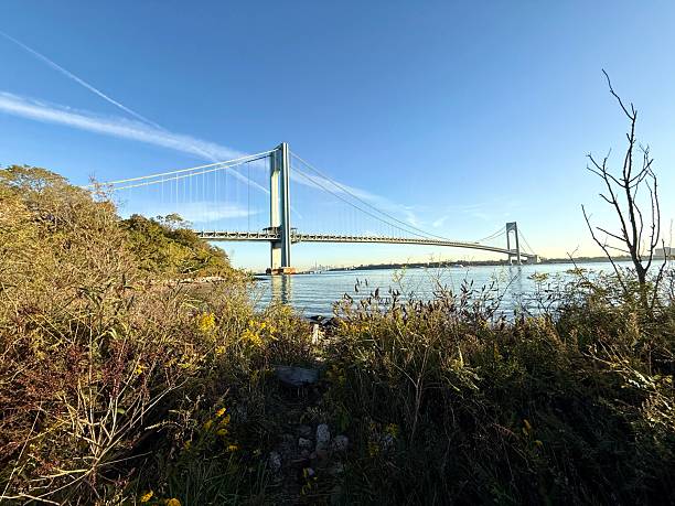 istock Fortress Trail Overlooking the Narrows 2239006120
