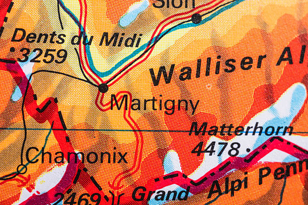 State border of Idaho textured with American flag on white background.