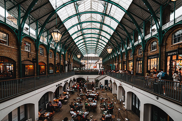 Photo inside Covent Garden market in London