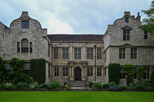istock The Treasurer's House - York, England 2239286862
