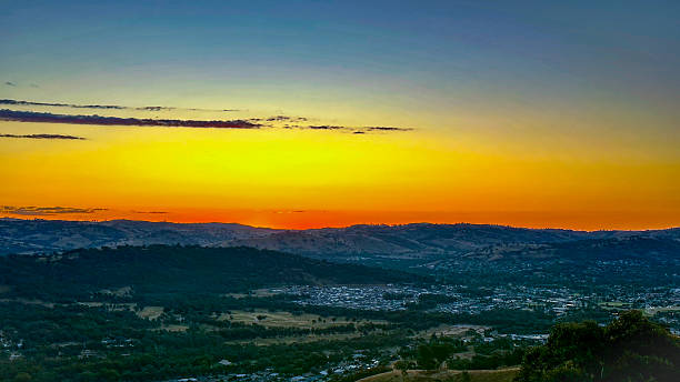 istock Sunset last light views over the City of Wodonga 2239510176