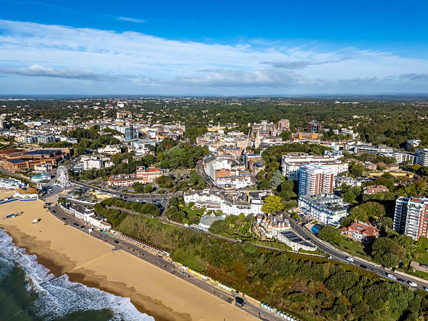 istock East Cliff and Bournemouth Pier Approach 2239562475