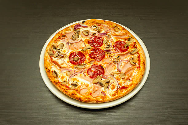 istock Thin, crispy dough (scrocchiarella), with a shallow, less pronounced edge than Neapolitan pizza 2239606190