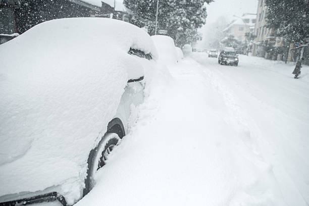 istock A city street during heavy snowfall 2239679033